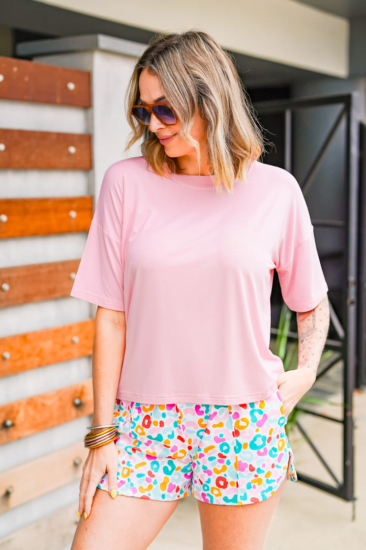 The Buckley Shorts in Summer Leo