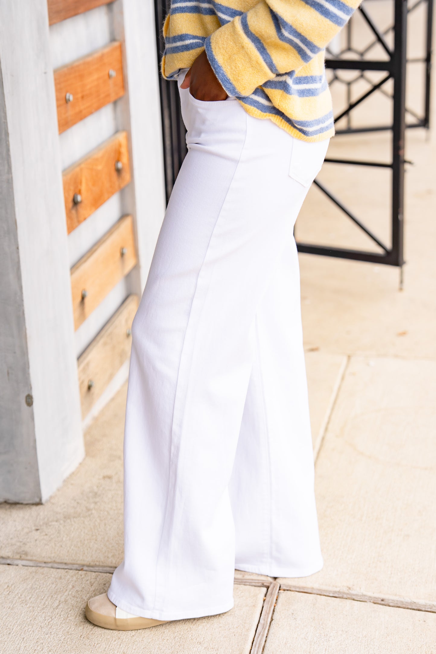 The Shadow White Jeans