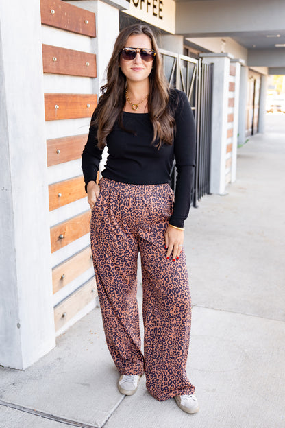 The Buckley Daily Pants in Leo