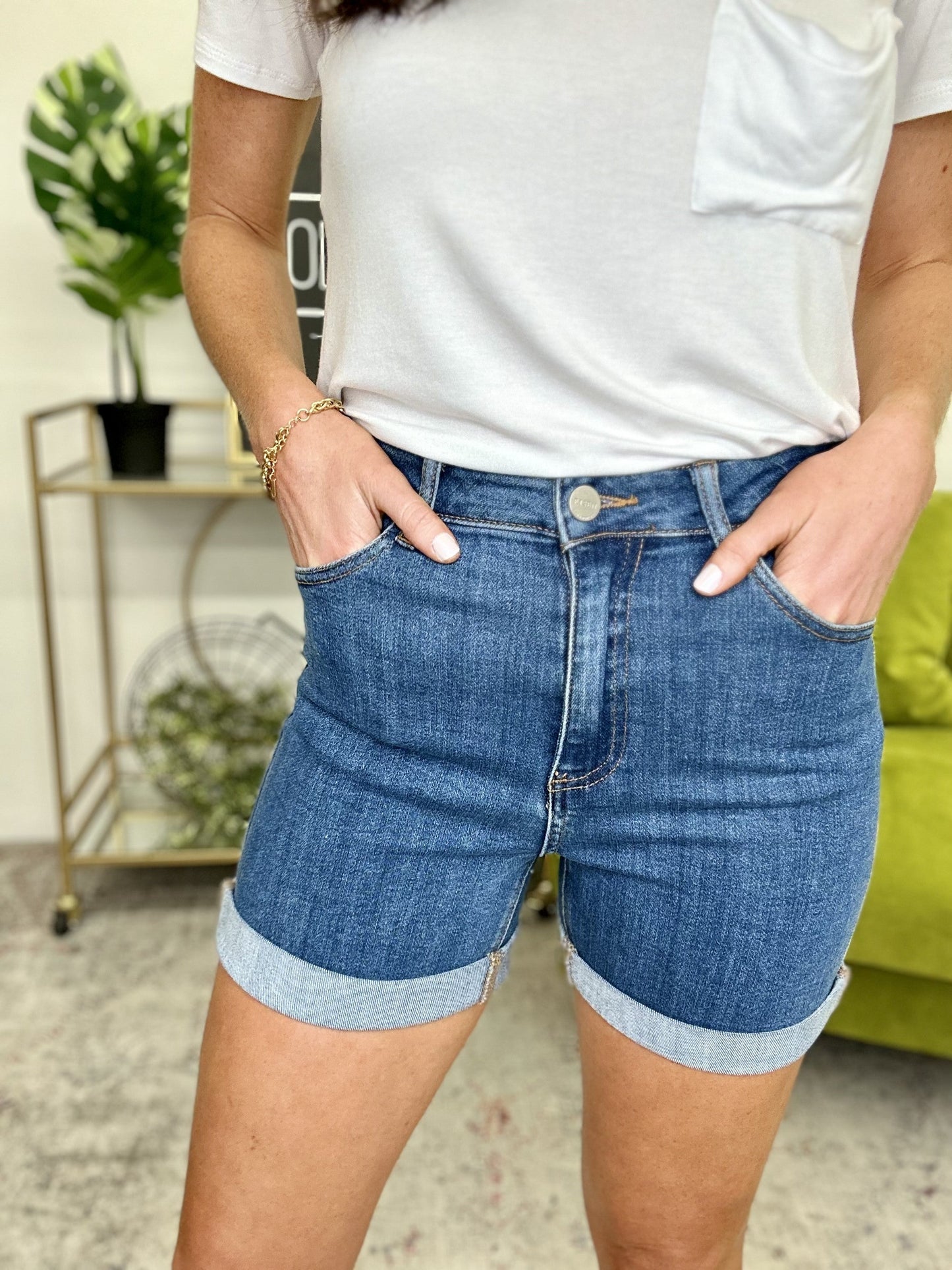 The Risen Roll-Up Shorts - AS