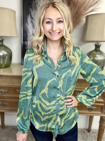 The Bucketlist Blouse in Green