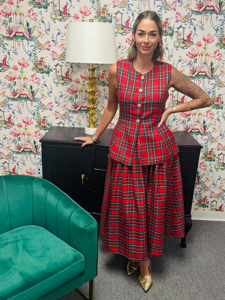 The Holiday Skirt in Red