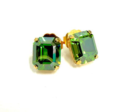 TOVA Corwin Studs