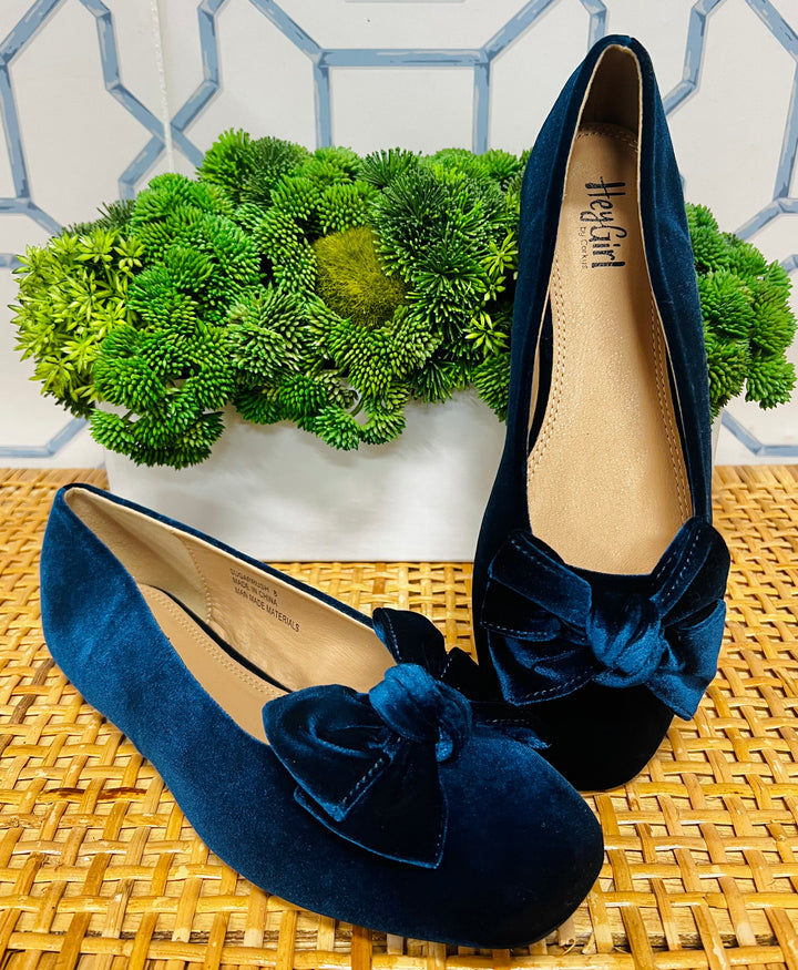 Sugar Rush Velvet Flats in Teal