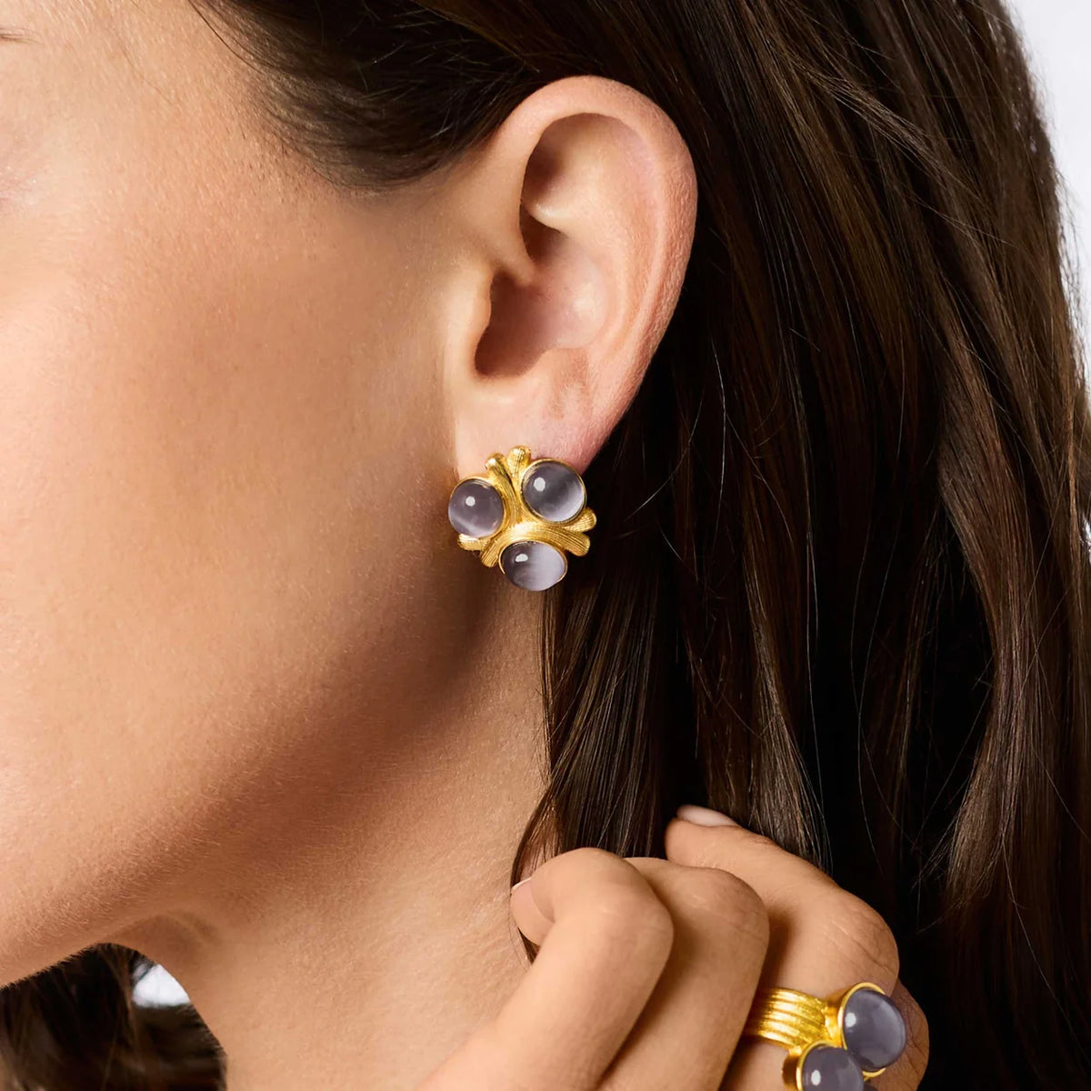 JV Cobblestone Statement Stud