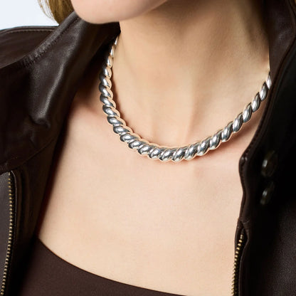 JV Ravello Collar Necklace
