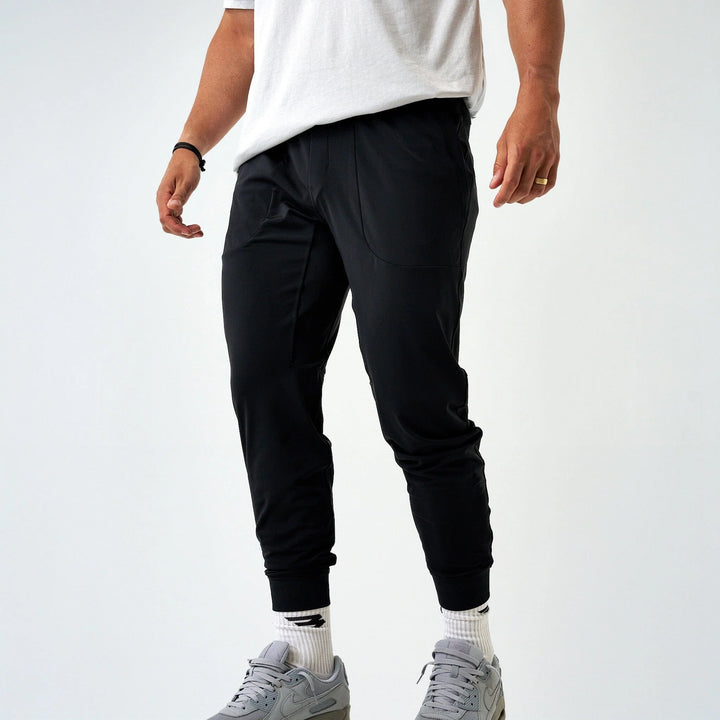 The Performance Jogger- Black