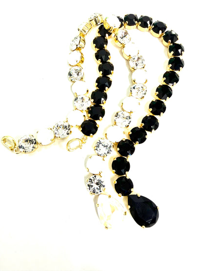The Magic Teardrop Anklet
