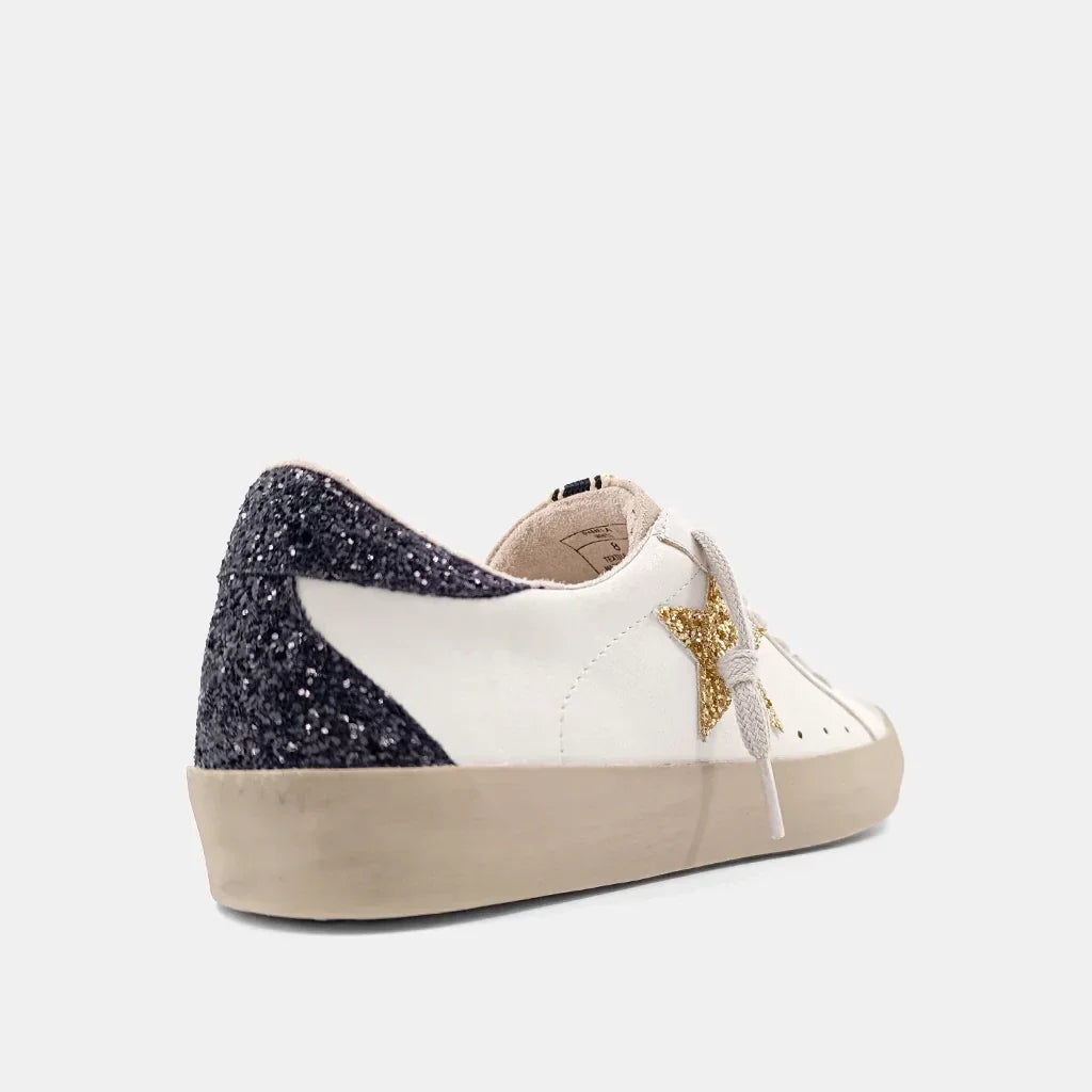 The Pamela Sneaks