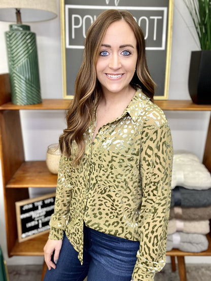 The Olive Leo Button Down