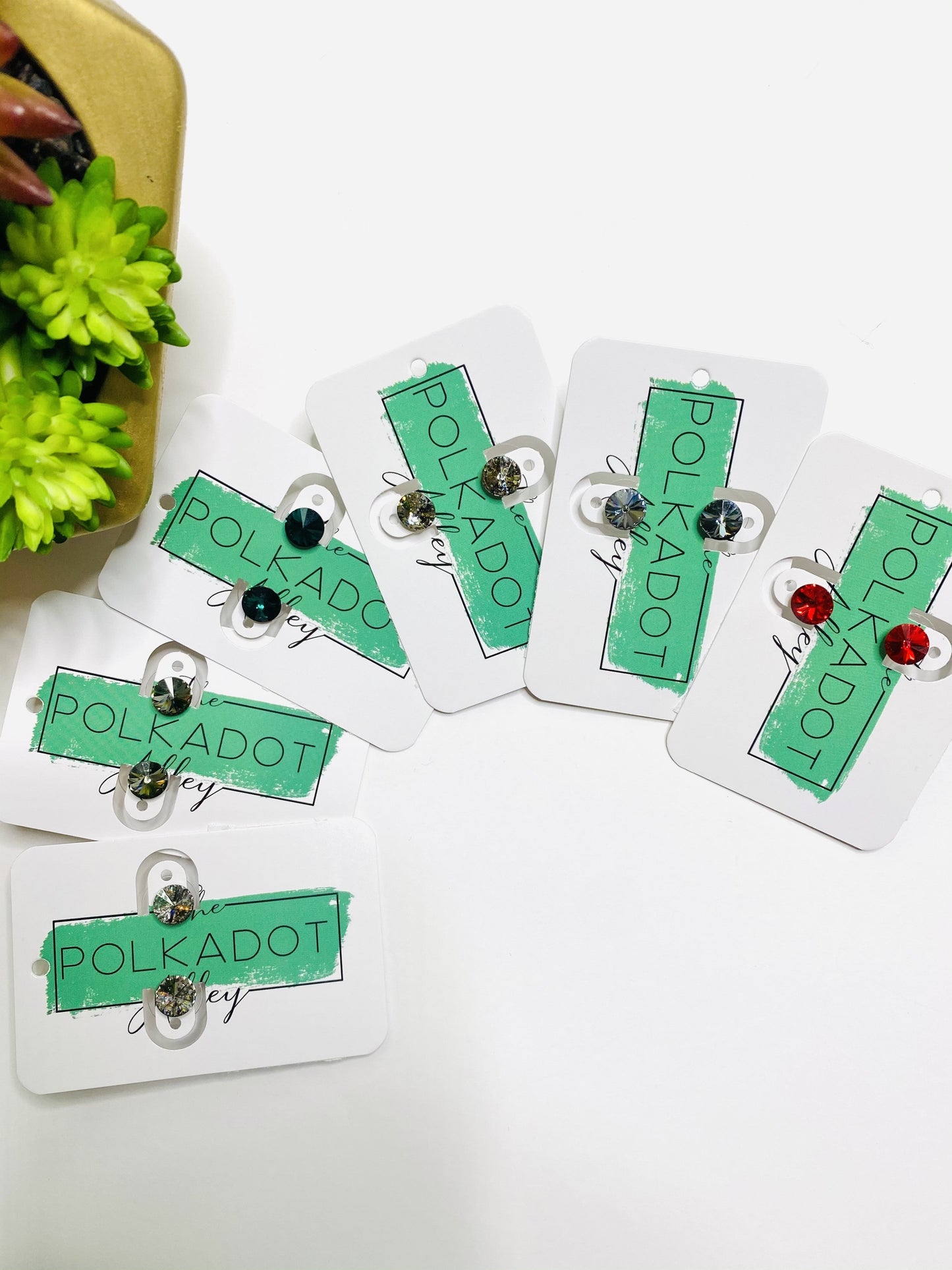 Surprise Steal-Swarovski Studs in 6 Colors