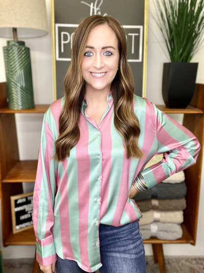 The Giana Blouse in 2 Colors