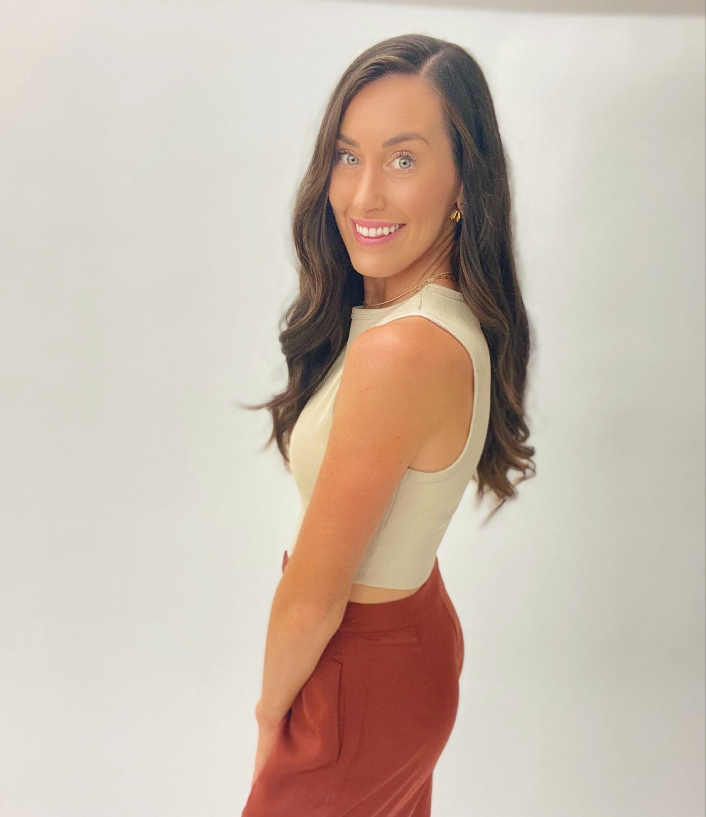 The Everyday Crop in Taupe