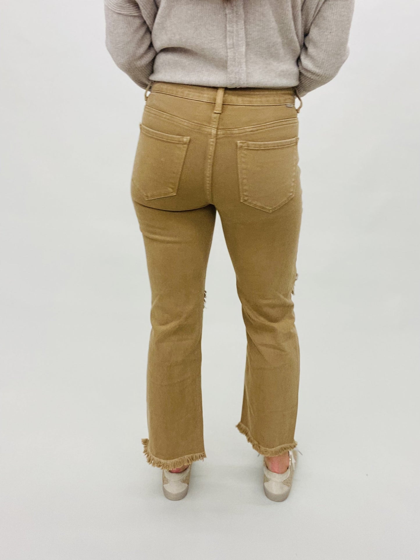 The Risen Straight Jeans in Mocha