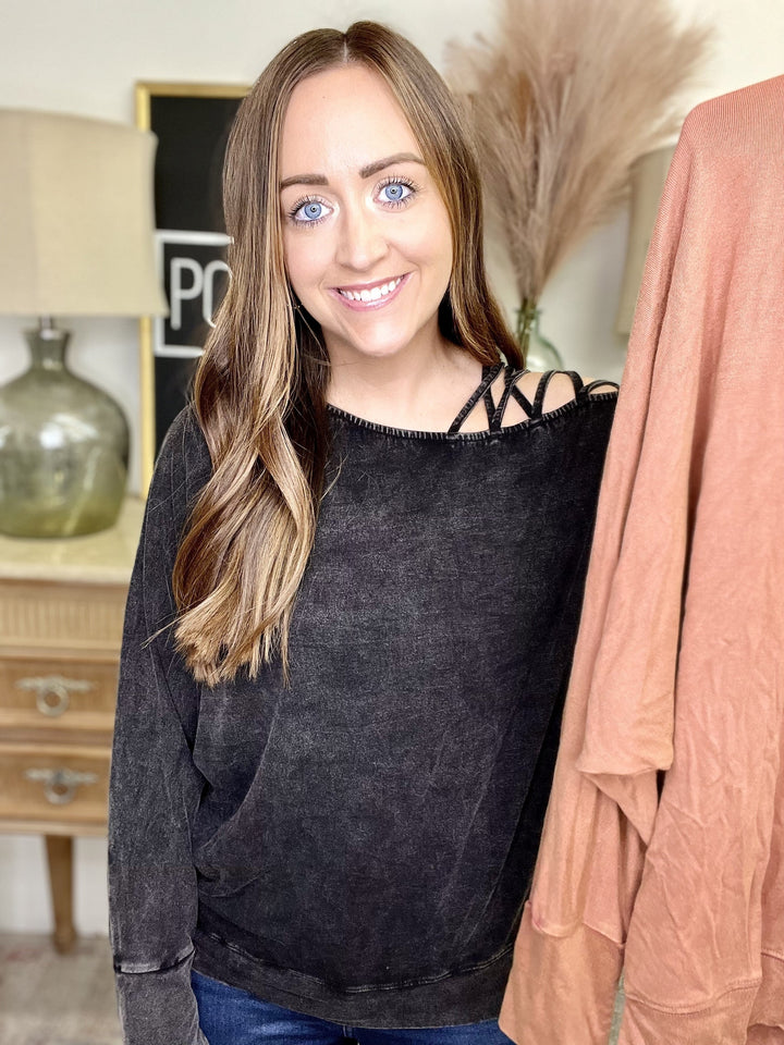 The Washed Strap Top in 2 Colors/AS