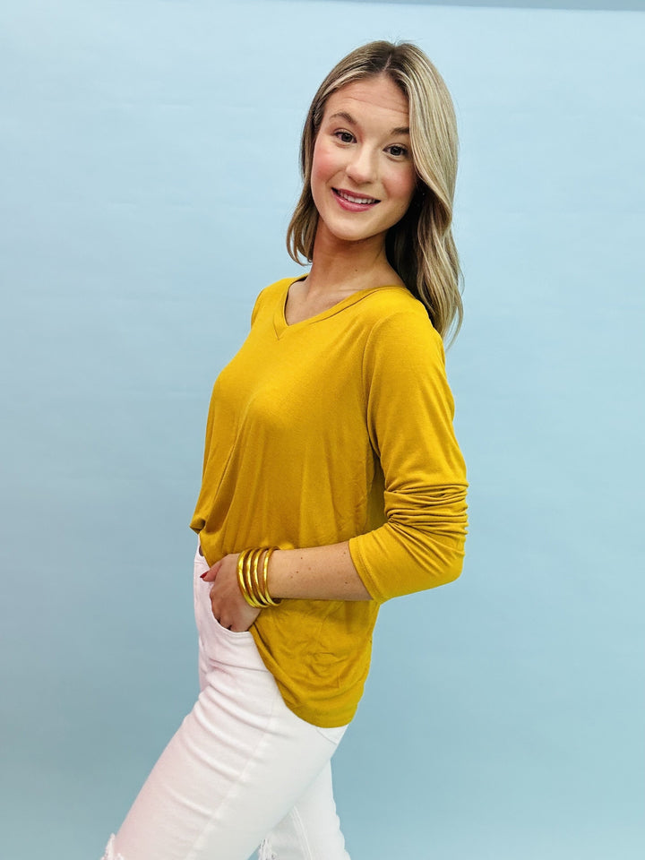 PF Steal #9-The LS V Basic Tee