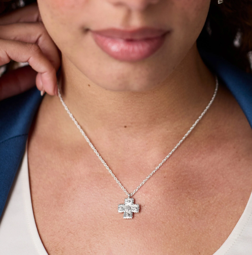 JV Canterbury Delicate Necklace