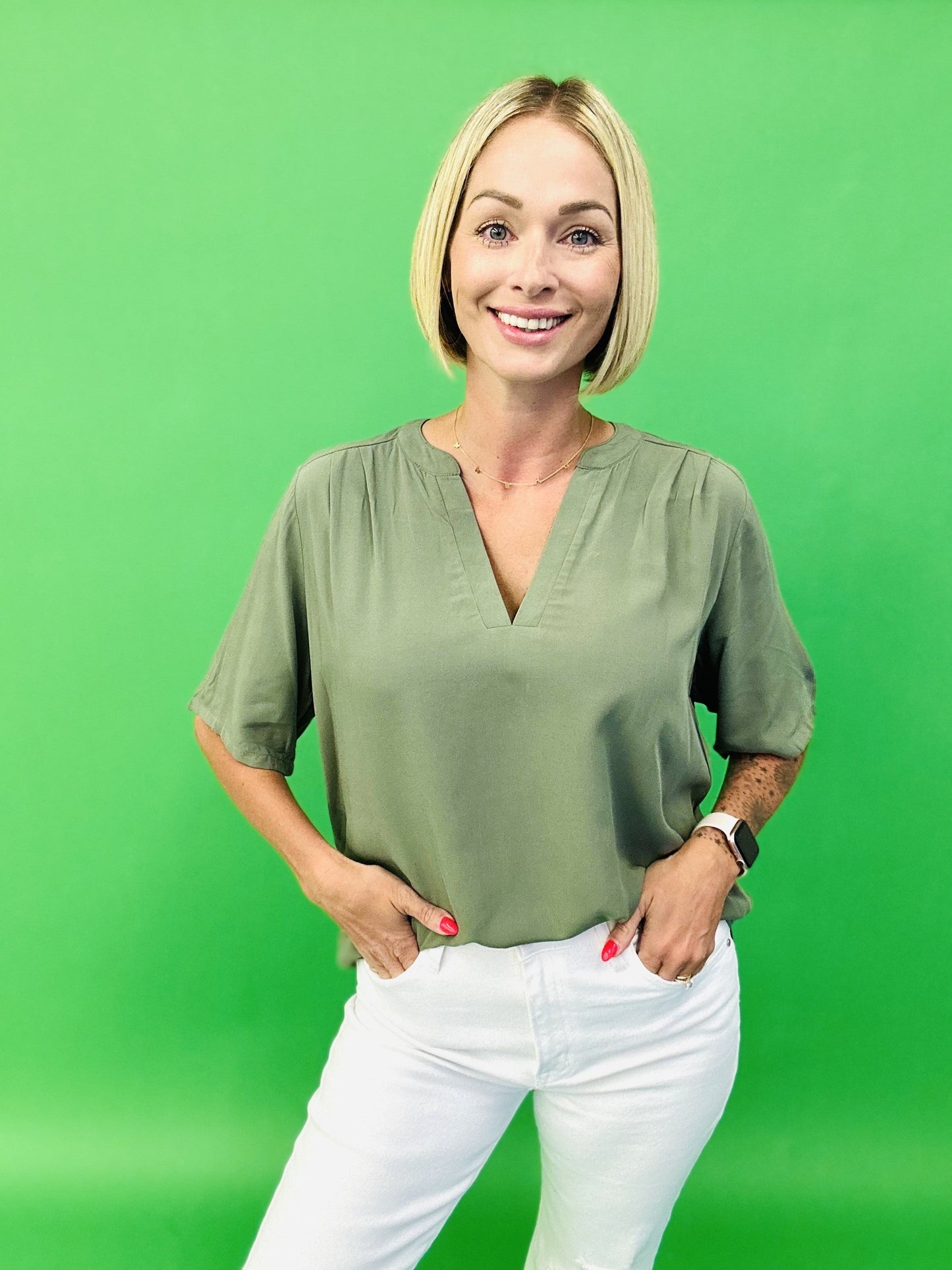 The STEAL Biz Blouse in 11 Colors/AS