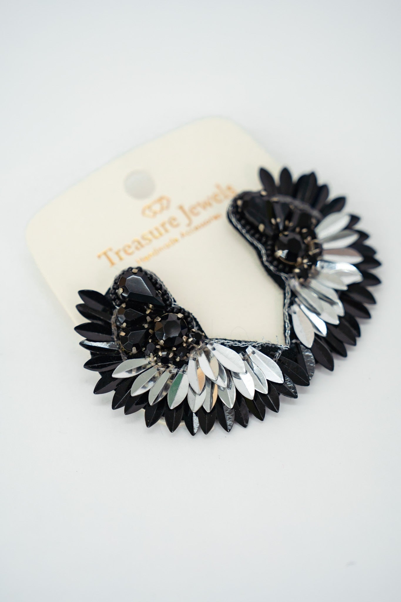 PF Steal-TJ Silver Black Fan Earrings