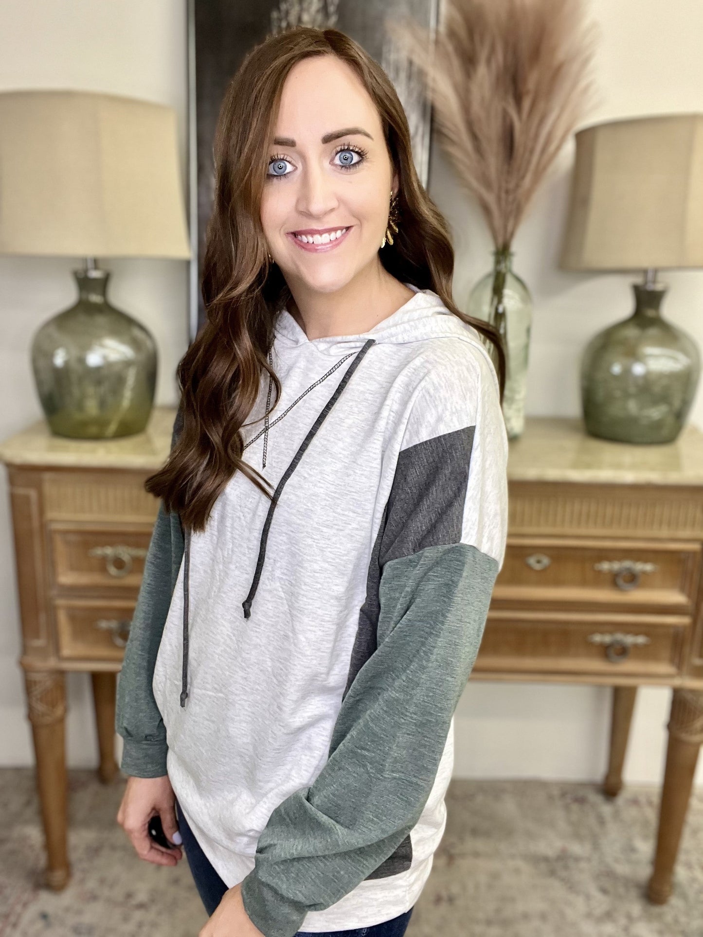 The Tommy Hoodie in 2 Colors