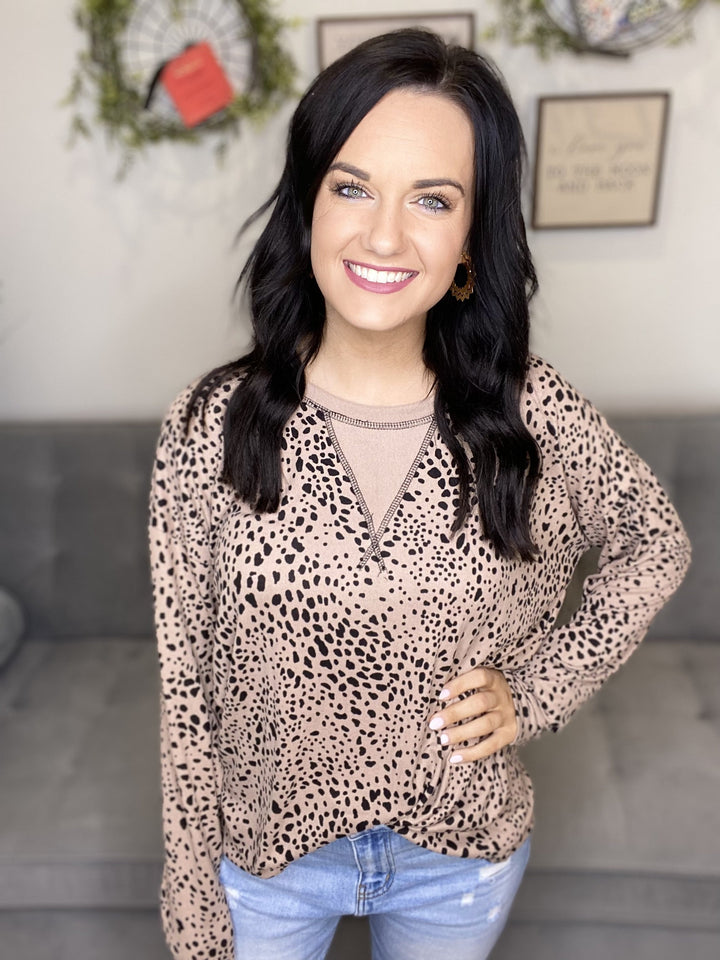The Spotted V Top