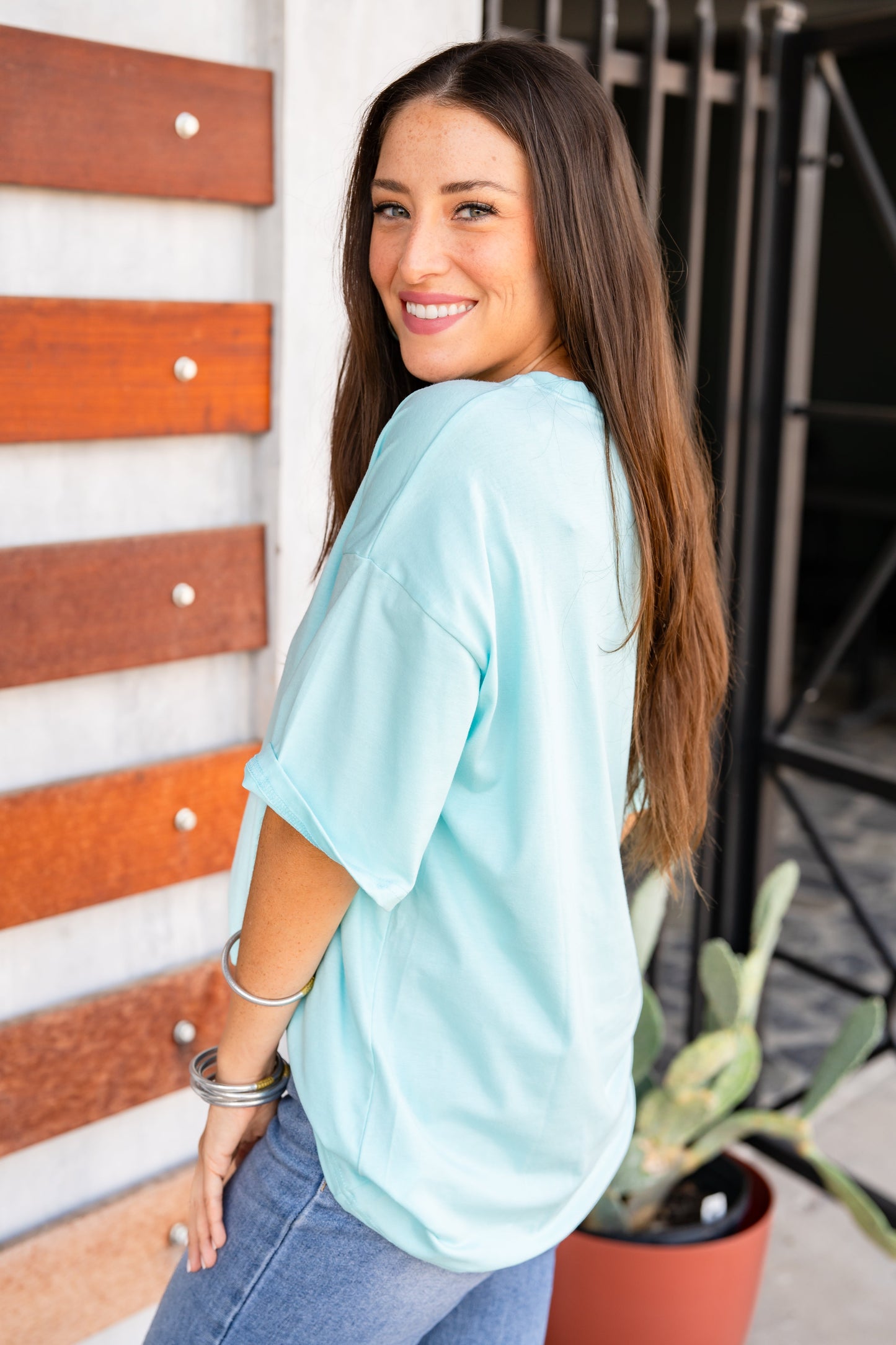 The Buckley Primo Tee-30 Colors-XL-3X