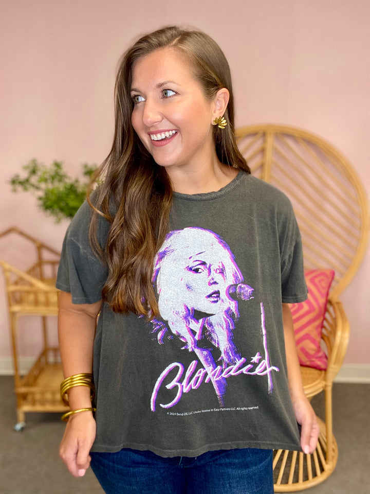 The Sunday Girl Tee