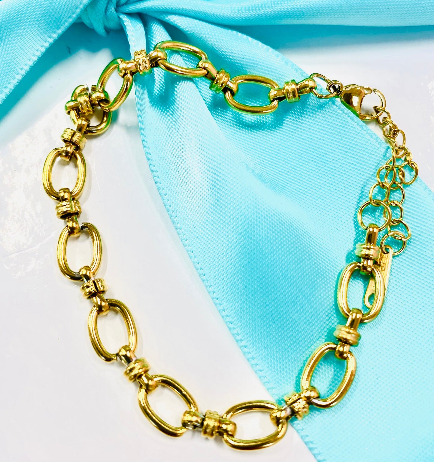 The Buckley Dainty Chain Bracelet