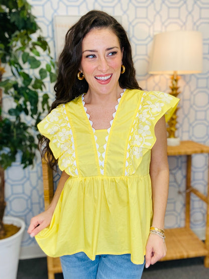 The Elisa Top in Yellow