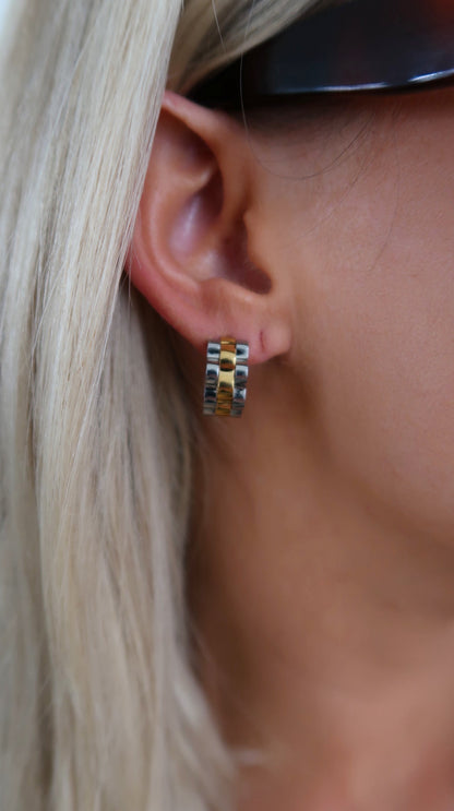 SMALL ROLLY EARRINGS