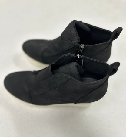 The Blanca Booties in 6 colors