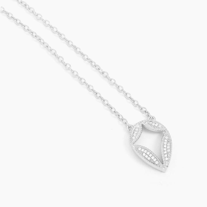 ES Nova Pendant Necklace