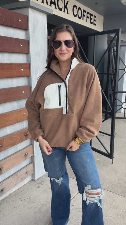 PF Doorbuster-Buckley Trend Pullover in Mocha