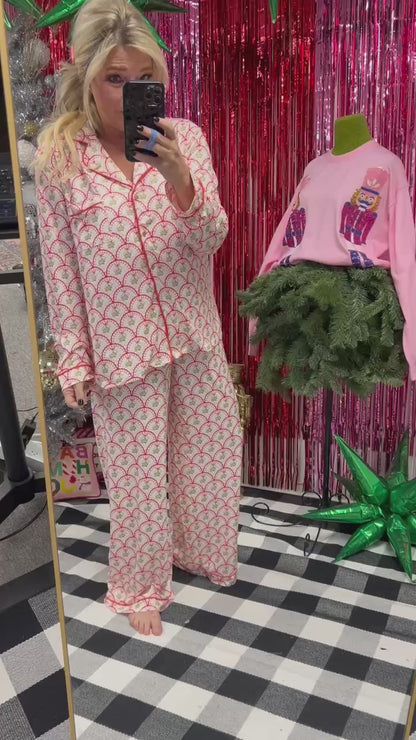 The Buckley Asher Set in Mistletoe