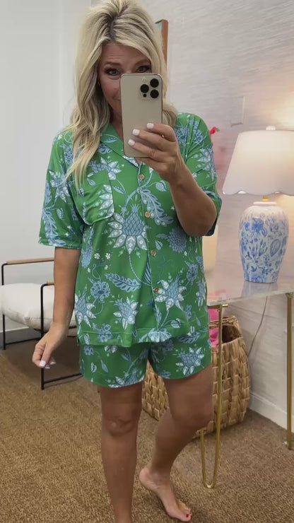 The Buckley Jennifer Set in Prim & Proper