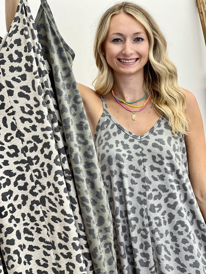 Steal Simple Leo Live-in Maxi-Lots
