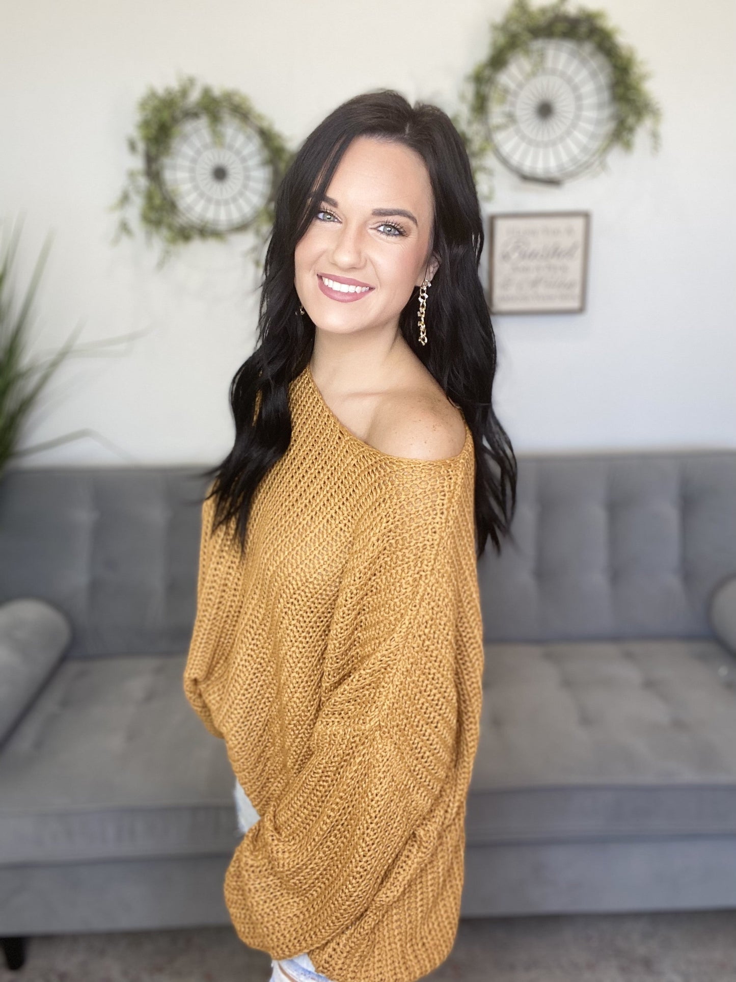 The Listicle Light Sweater-3 Colors