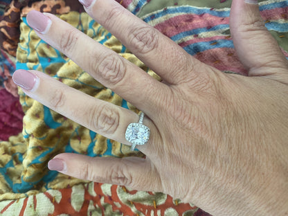 The Framed Cushion Upgrade Ring