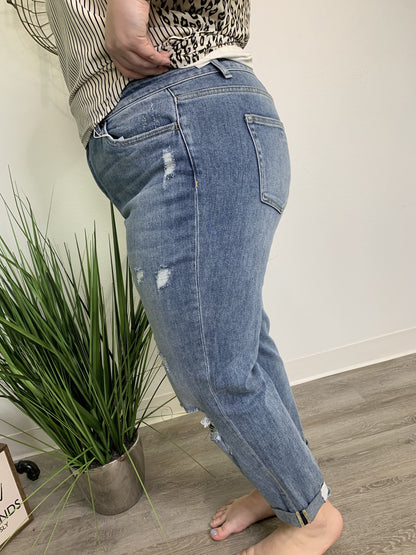 The Curvy Quinn Boyfriend Jeans