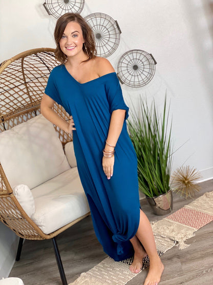 The Costa Maxi in 8 Colors